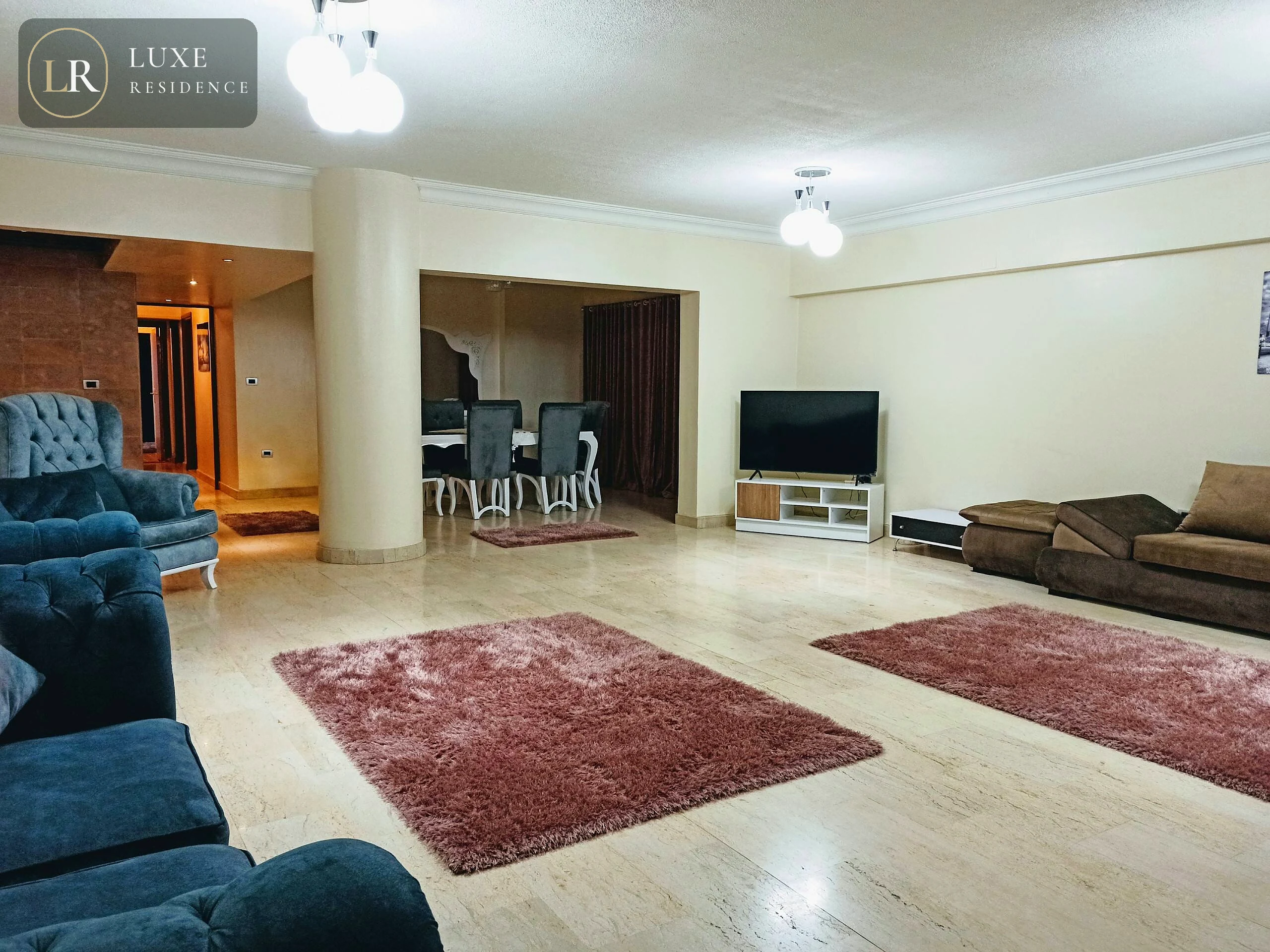 Living room Room 7