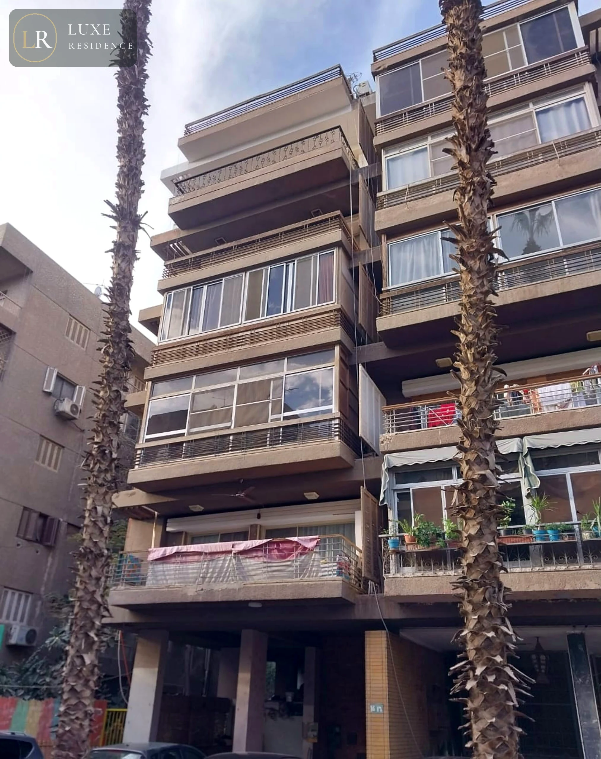 Exterior Room 1