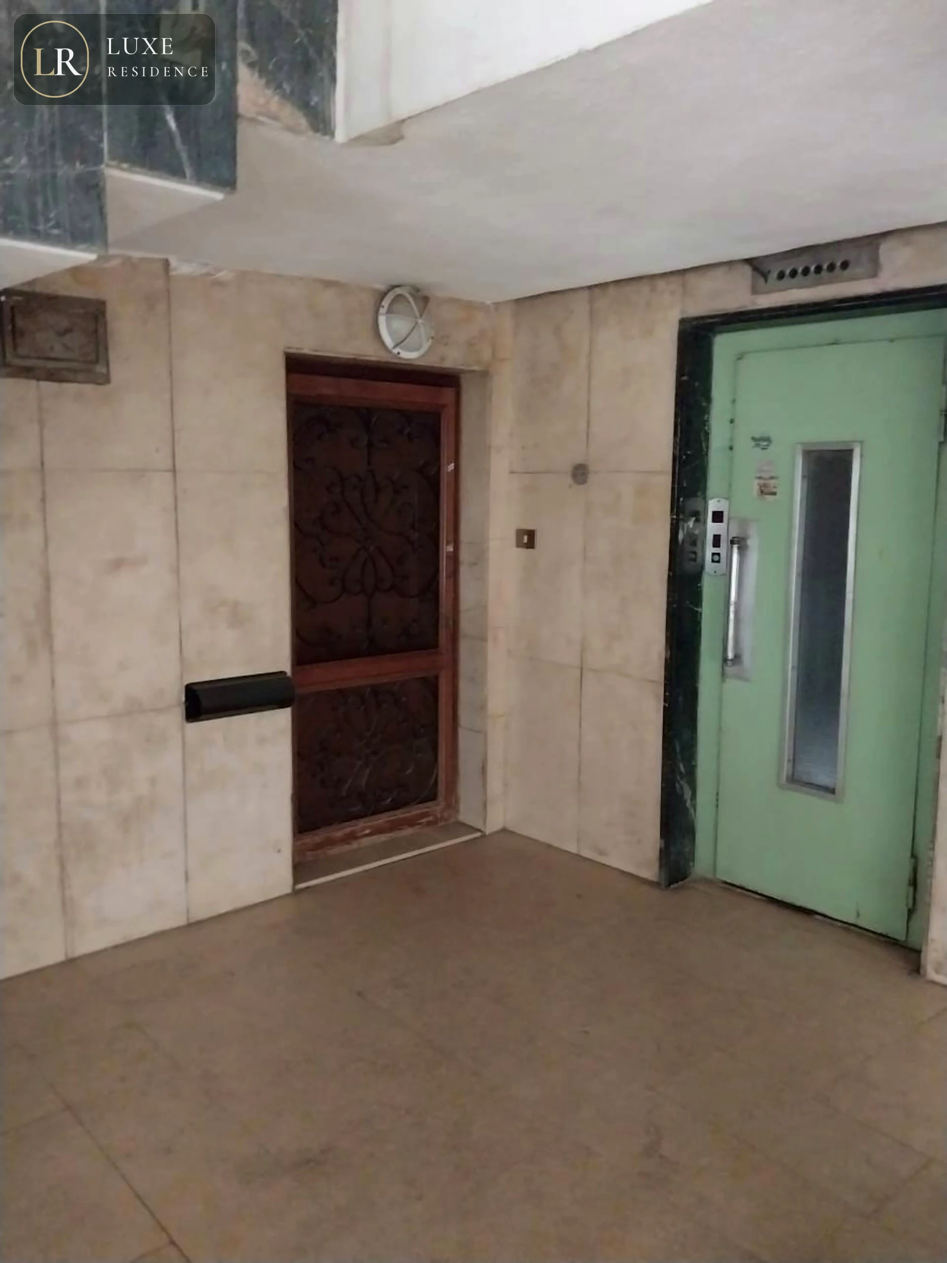 Exterior Room 3