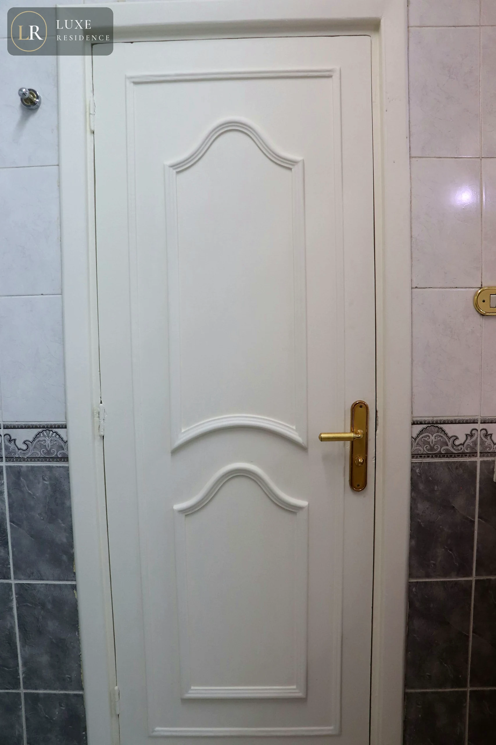 Full bathroom Room 1